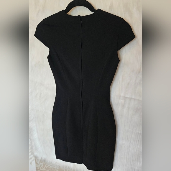 H&M Classic Black Cap Sleeve Mini Dress - Picture 6 of 7